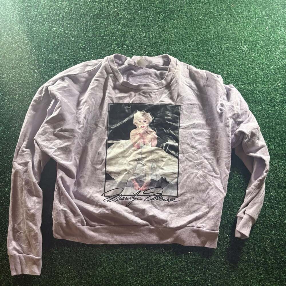 Marilyn Monroe Long Sleeve Sweatshirt with Signature Print, Size L